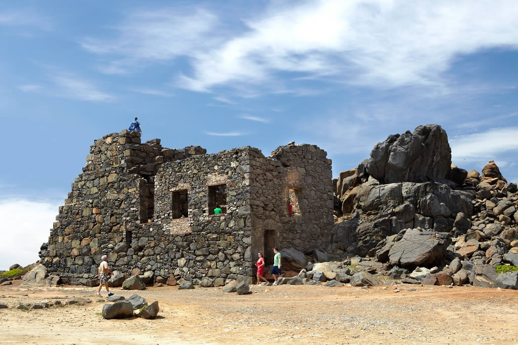 Runas de Bushiribana, Aruba